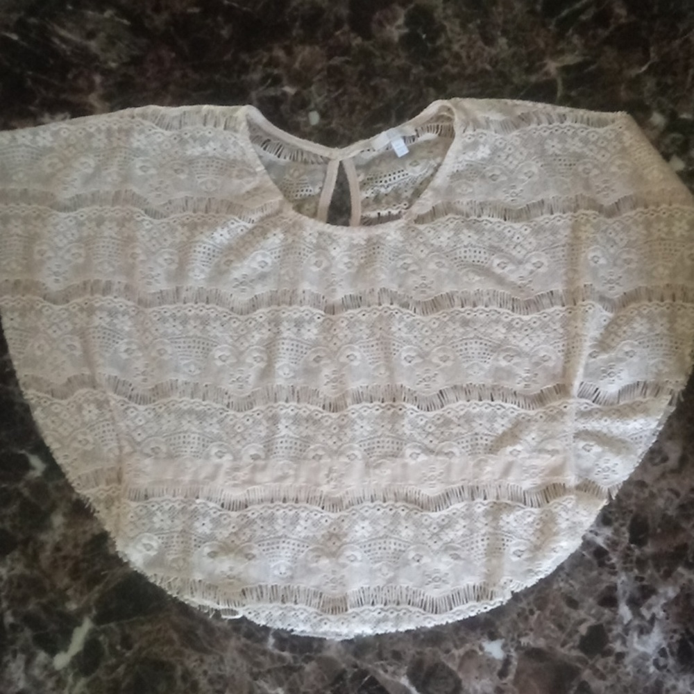 Size S see through wing top